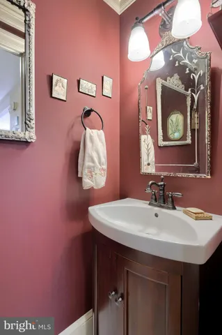 $254,800 | 19 Club Lane, Reading, PA 19607