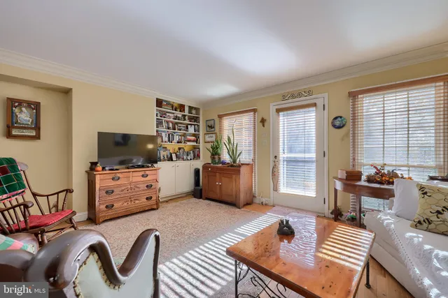 $254,800 | 19 Club Lane, Reading, PA 19607