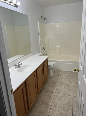 $2,775 | 3637 East Parkview Drive, Gilbert, AZ 85295