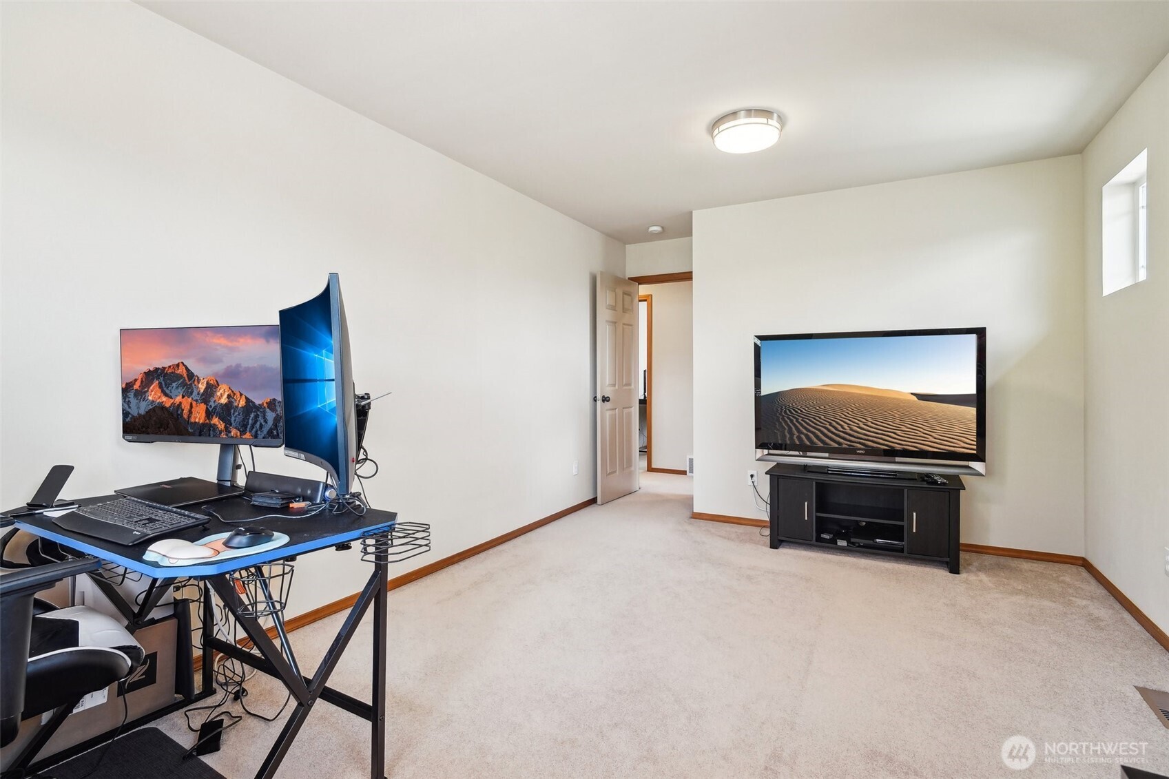 21118 1st Avenue West Bothell, WA 98021 - Photo 26 of 35