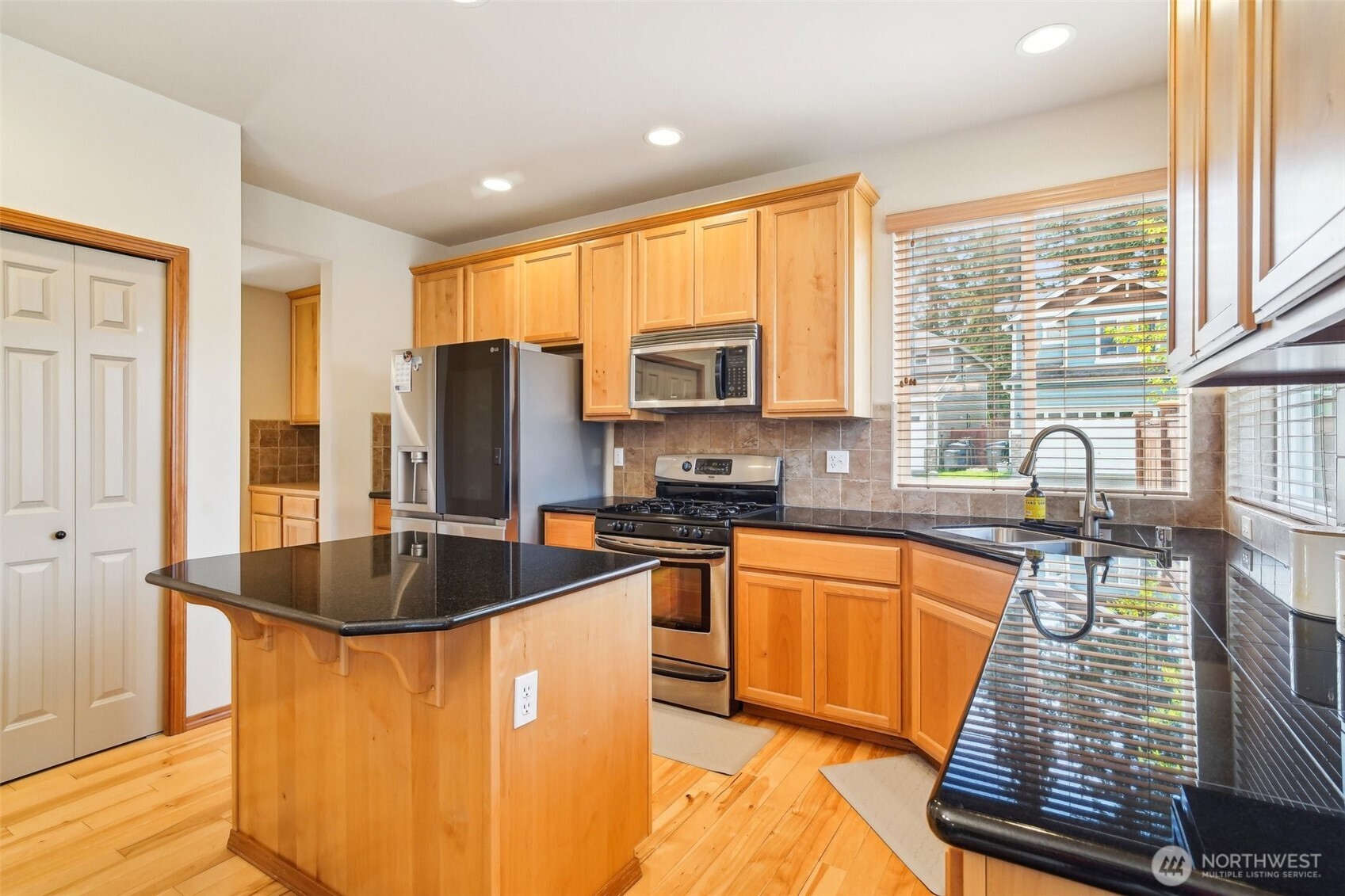 21118 1st Avenue West Bothell, WA 98021 - Photo 9 of 35