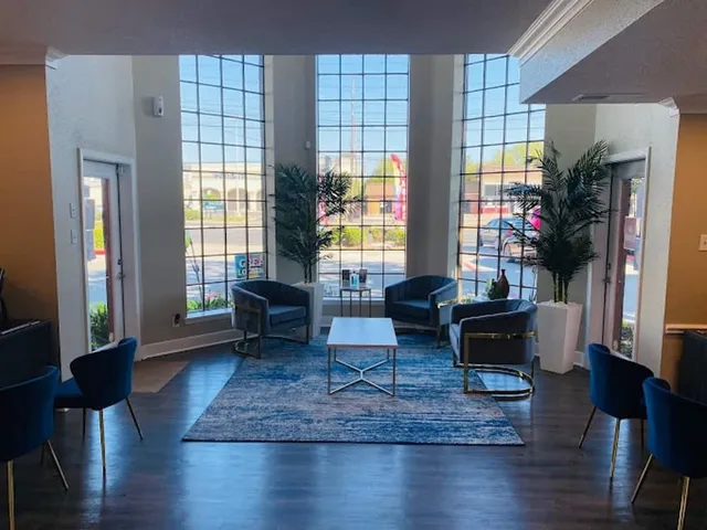 $1,280 | 6505 Westheimer Road, Unit 202, Houston, TX 77057