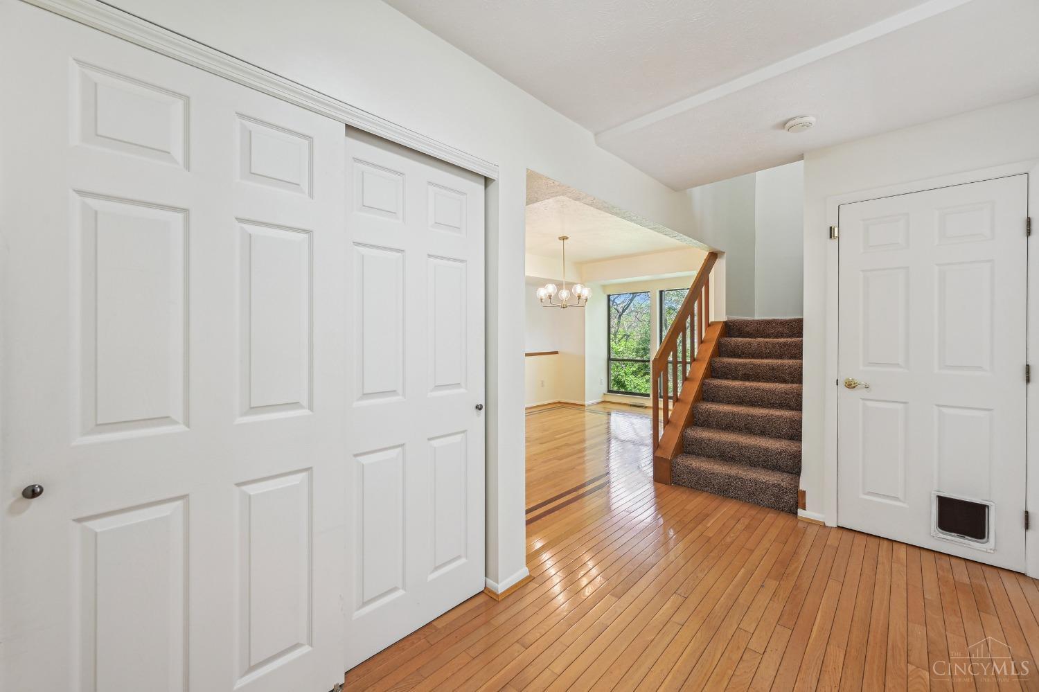 7264 East Galbraith Road Cincinnati, OH 45243 - Photo 18 of 33