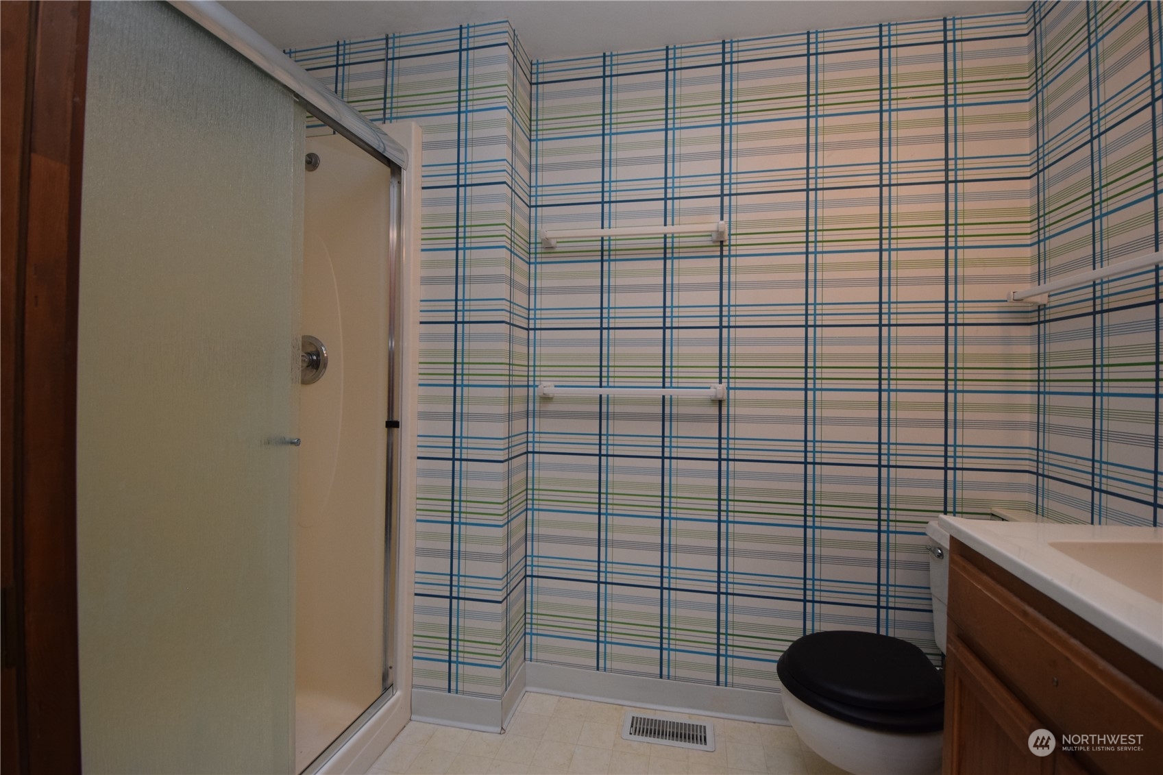 688 Gellor Road Port Angeles, WA 98362 - Photo 18 of 31 Gallery Image 18