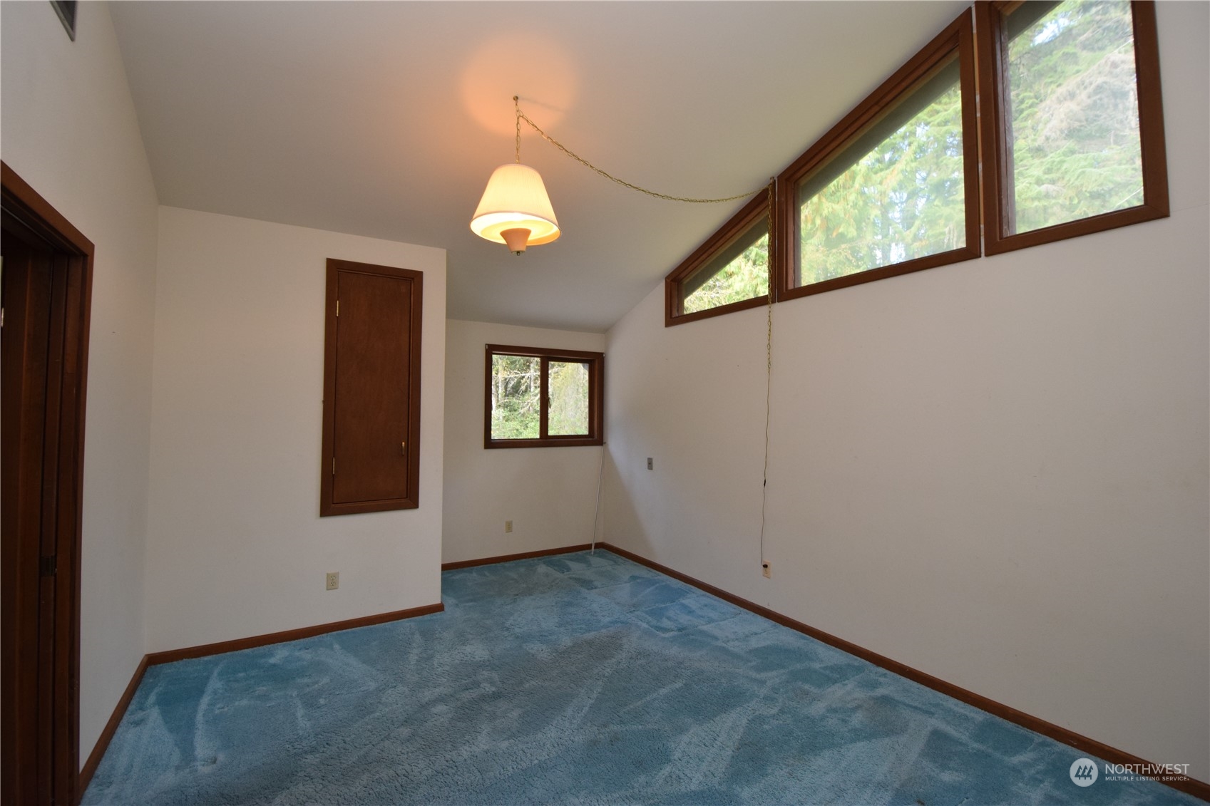 688 Gellor Road Port Angeles, WA 98362 - Photo 20 of 31 Gallery Image 20