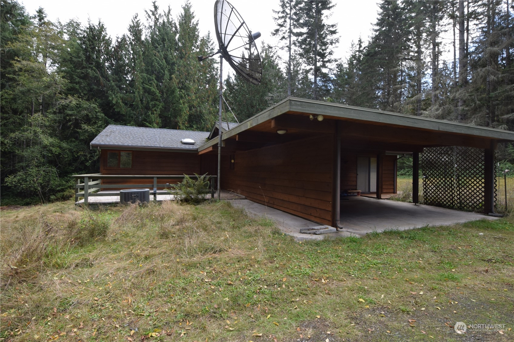 688 Gellor Road Port Angeles, WA 98362 - Photo 2 of 31 Gallery Image 2