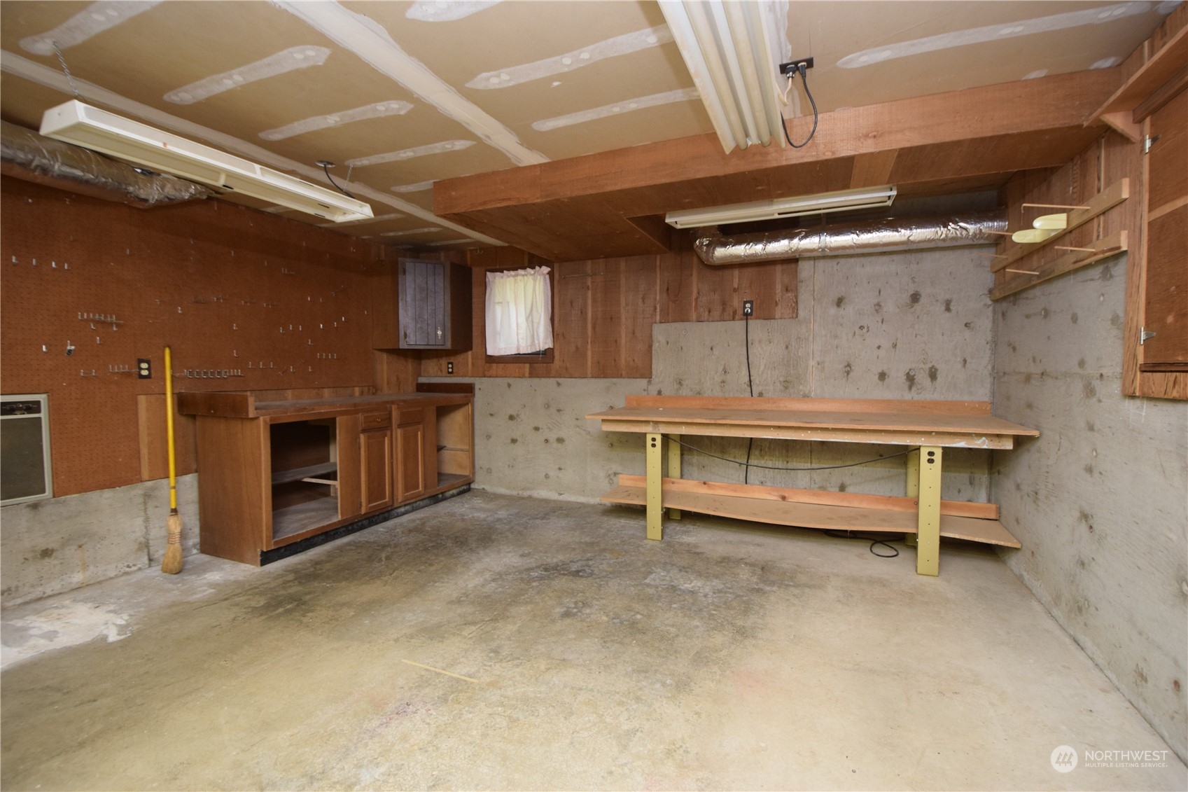 688 Gellor Road Port Angeles, WA 98362 - Photo 30 of 31 Gallery Image 30