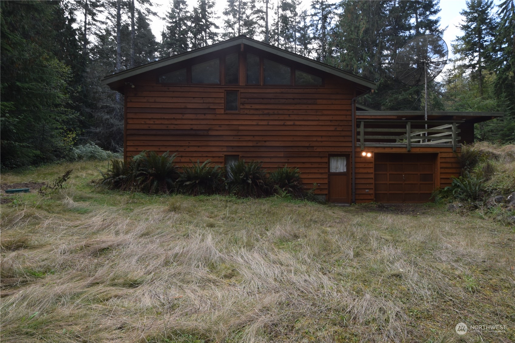 688 Gellor Road Port Angeles, WA 98362 - Photo 4 of 31 Gallery Image 4