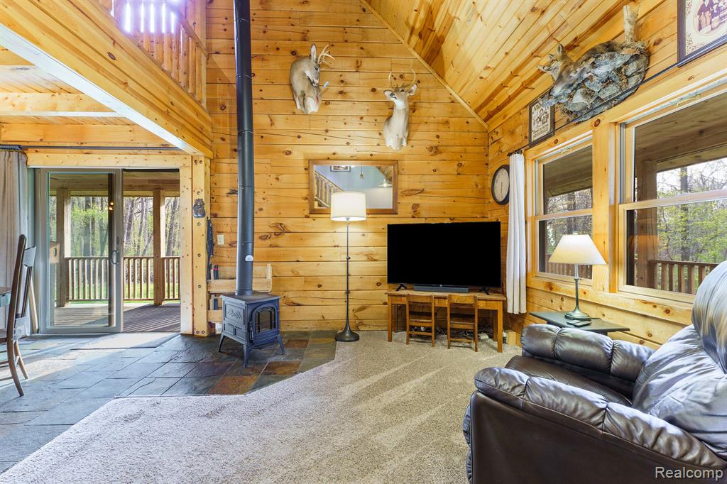 7989 Lovejoy Road Byron, MI 48418 - Photo 4 of 42