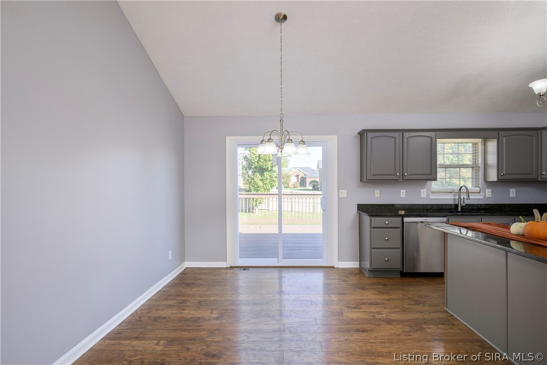 1034 Brookstone Court Georgetown, IN 47122 - Photo 11 of 44