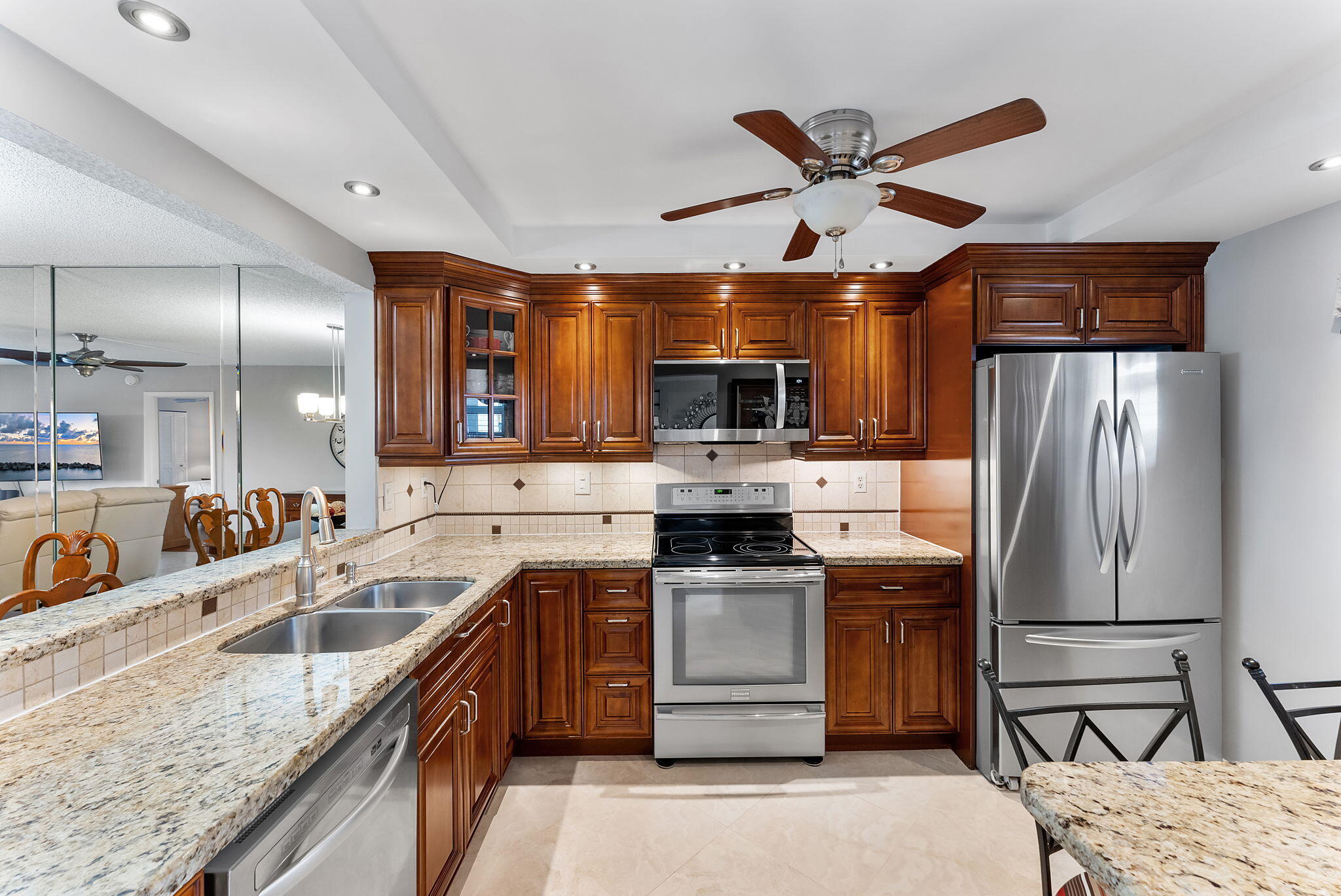 3930 Inverrary Boulevard, Unit 505D Lauderhill, FL 33319 - Photo 10 of 30 Kitchen Area