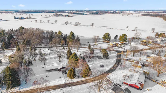 $389,900 | N7446 Beaver Bay Drive, Beaver Dam, WI 53916