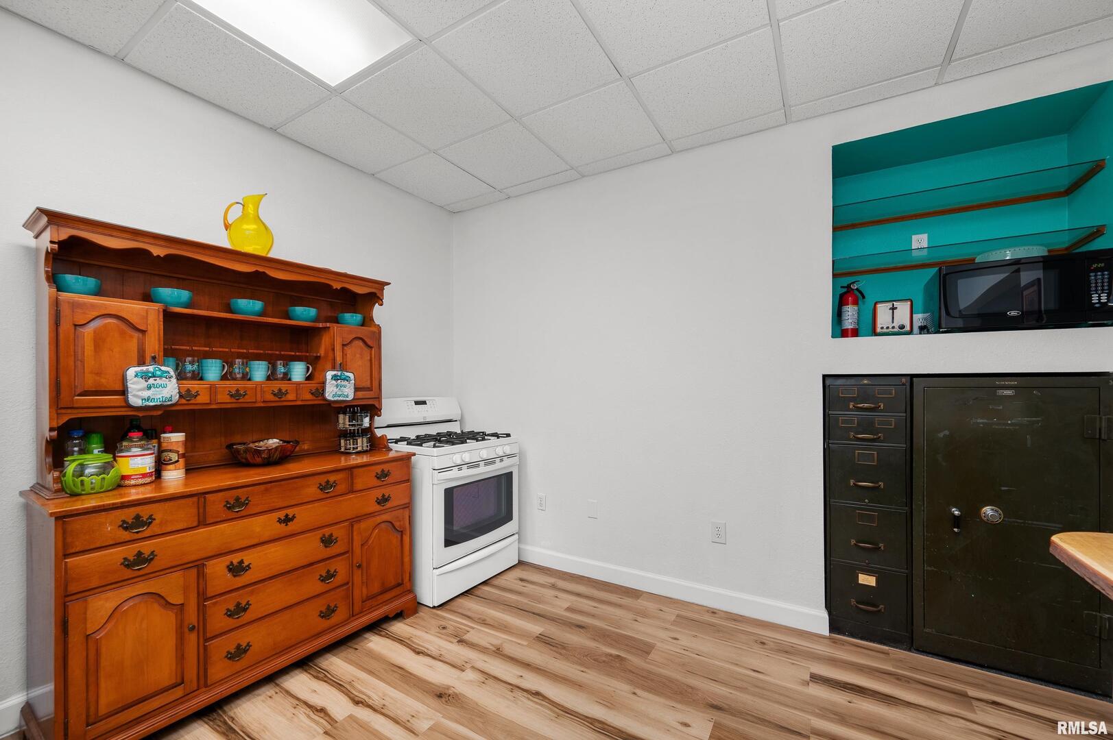 309 Main Street Savanna, IL 61074 - Photo 25 of 58 a view of an entryway with wooden floor