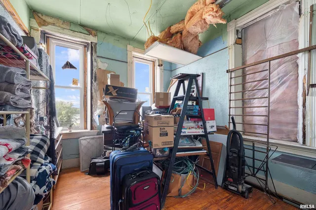 $350,000 | 309 Main Street, Savanna, IL 61074