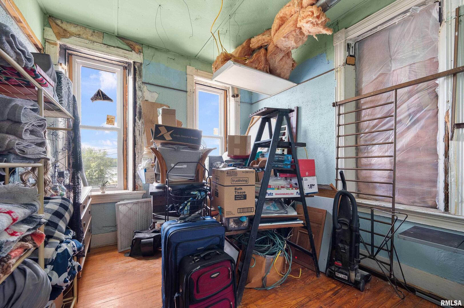 309 Main Street Savanna, IL 61074 - Photo 51 of 58 a view of a room with gym equipment