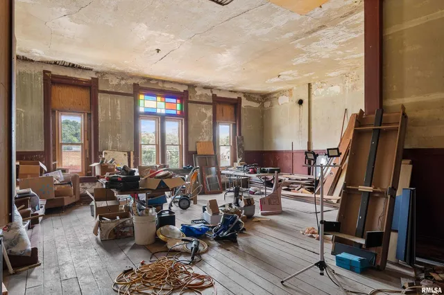 $350,000 | 309 Main Street, Savanna, IL 61074