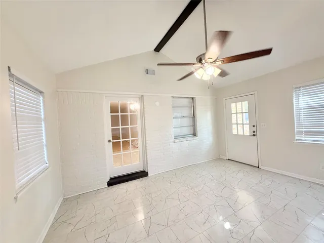 $2,395 | 5470 Ariel Street, Houston, TX 77096