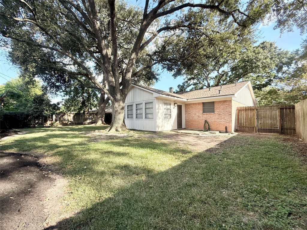 5470 Ariel Street Houston, TX 77096 - Photo 24 of 24