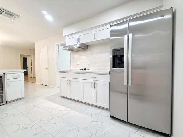 $2,395 | 5470 Ariel Street, Houston, TX 77096