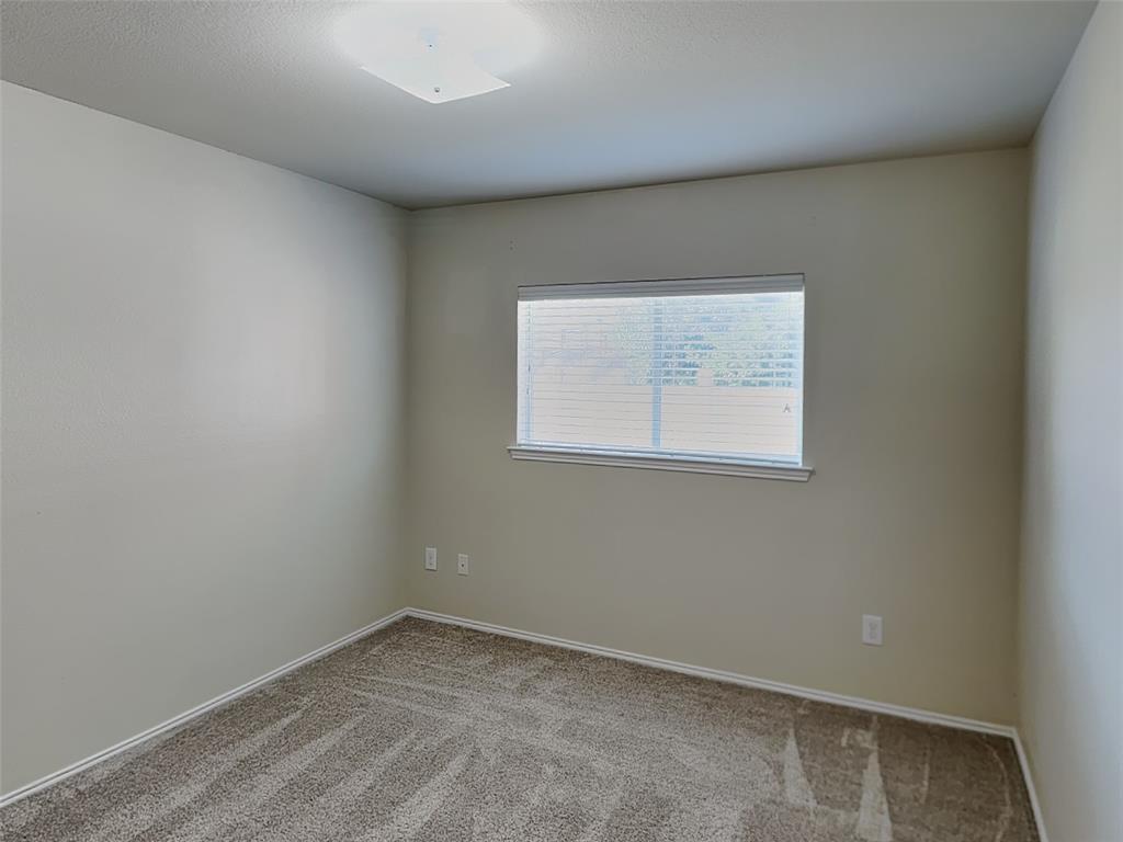 201 Dakota Ridge Drive Fort Worth, TX 76134 - Photo 14 of 17