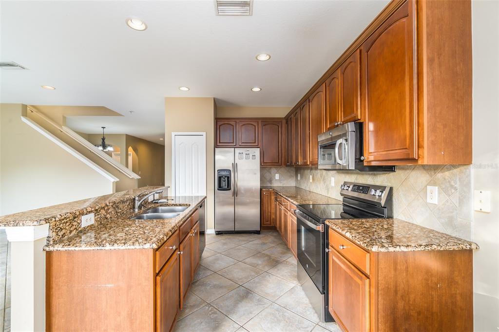 21745 Garden Walk Loop Land O Lakes, FL 34637 - Photo 13 of 30