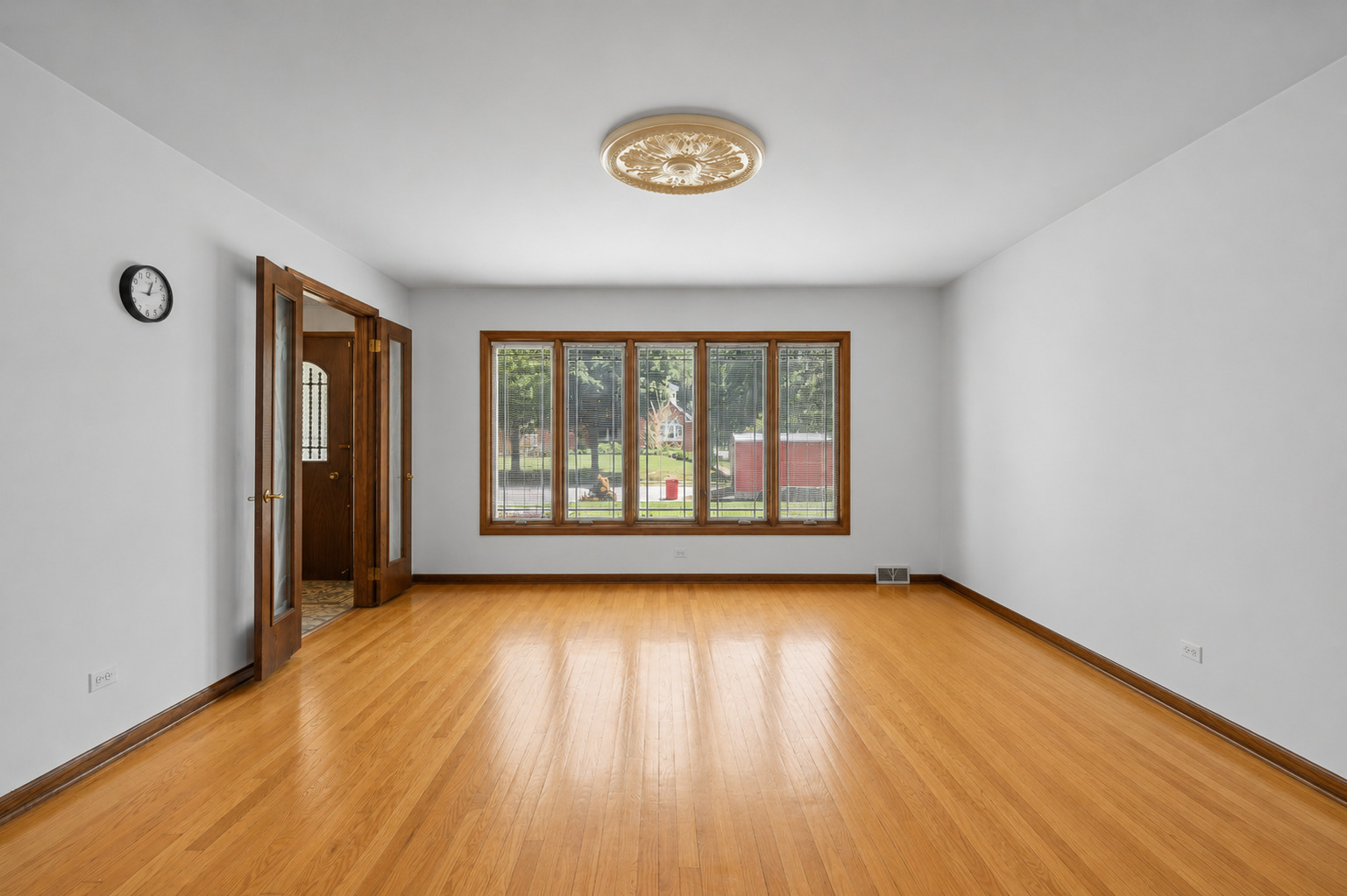 1012 Courtland Avenue Park Ridge, IL 60068 - Photo 5 of 31