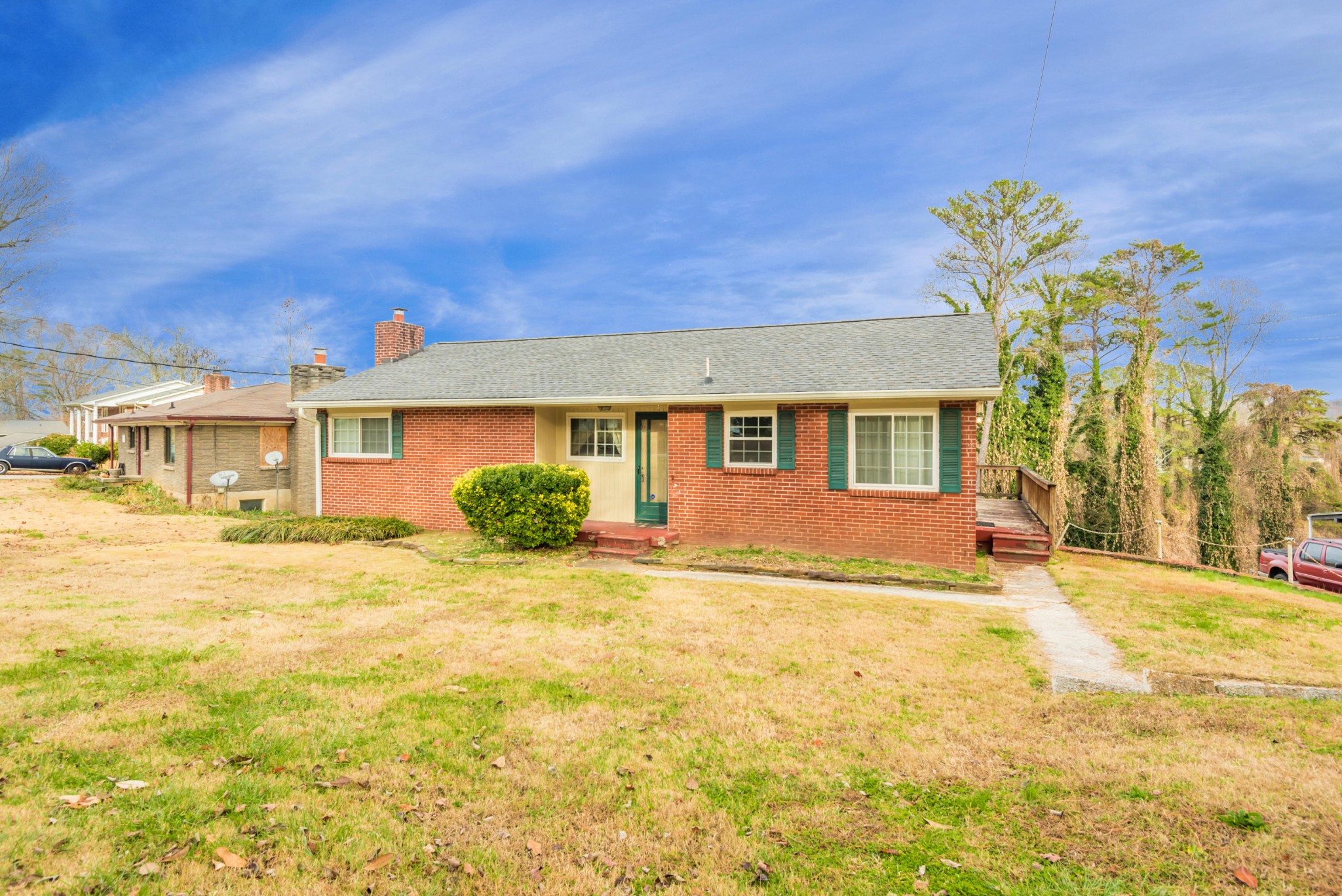 818 Patton Ferry Road Kingston, TN 37763 - Photo 3 of 28 Gallery Image 3