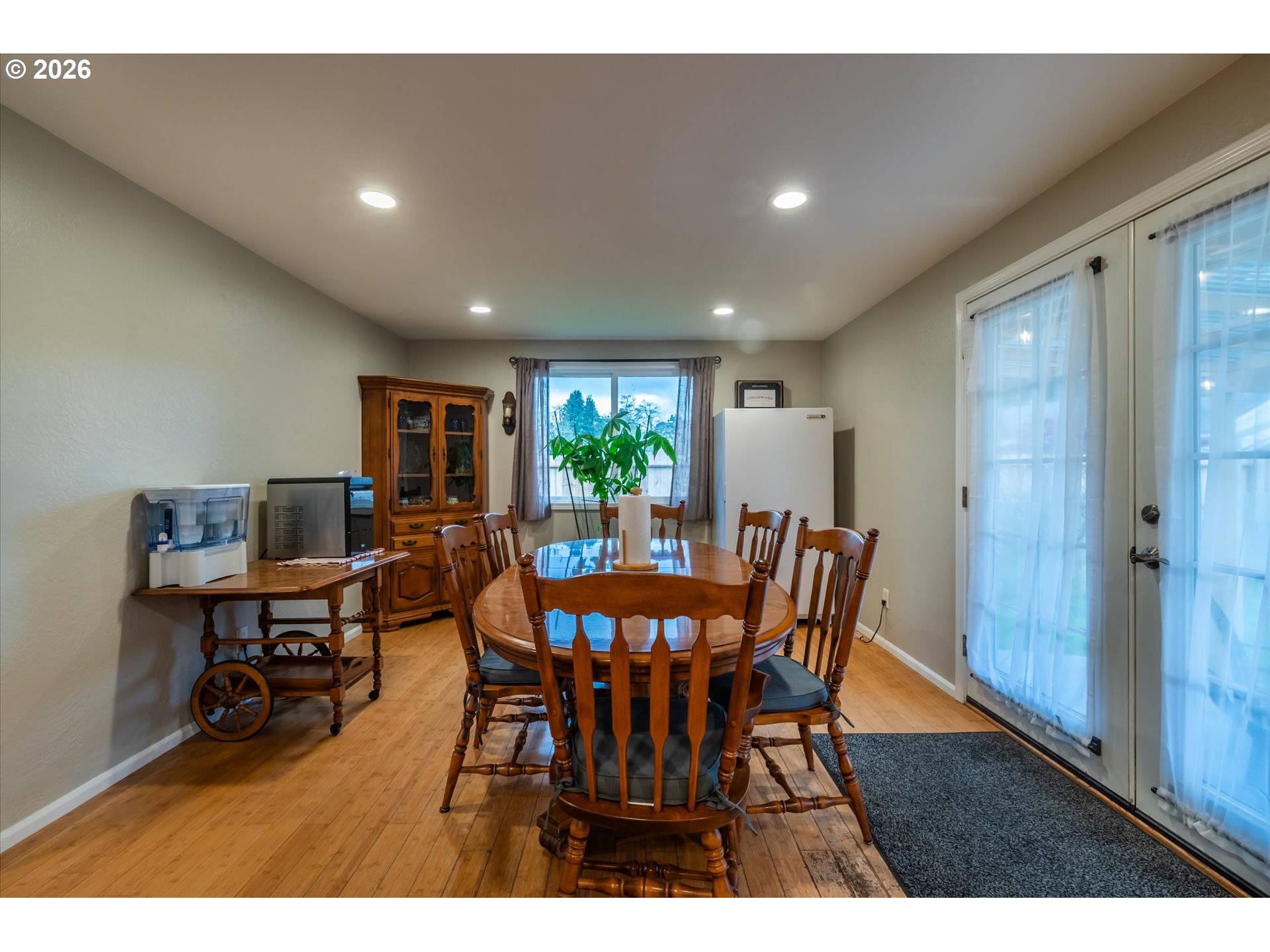 2370 Fir Street North Bend, OR 97459 - Photo 11 of 41