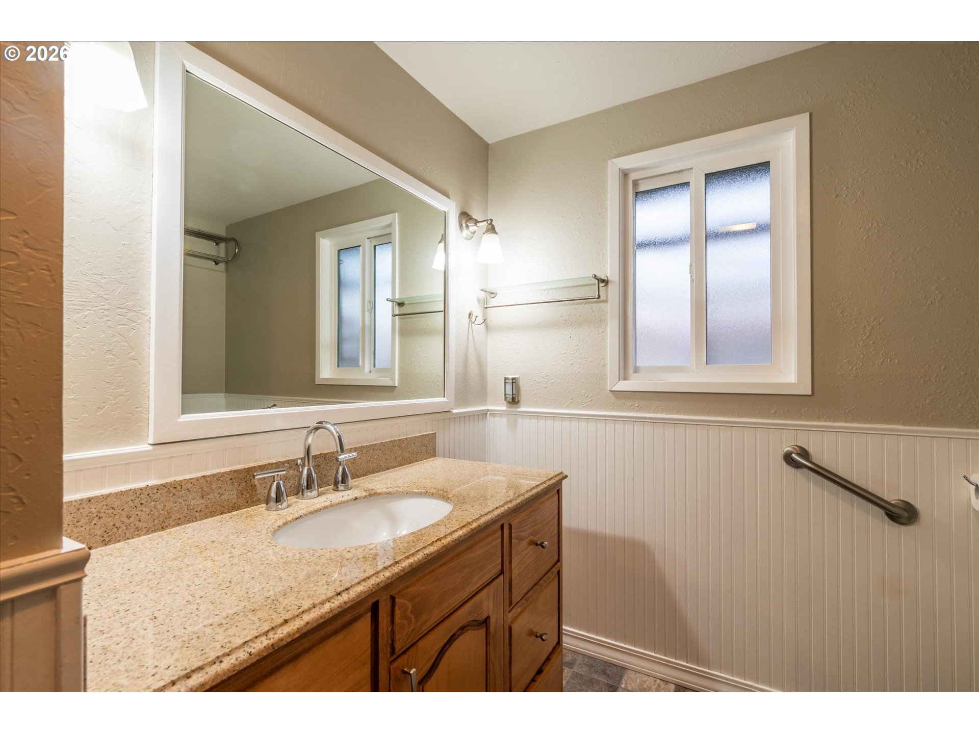2370 Fir Street North Bend, OR 97459 - Photo 19 of 41