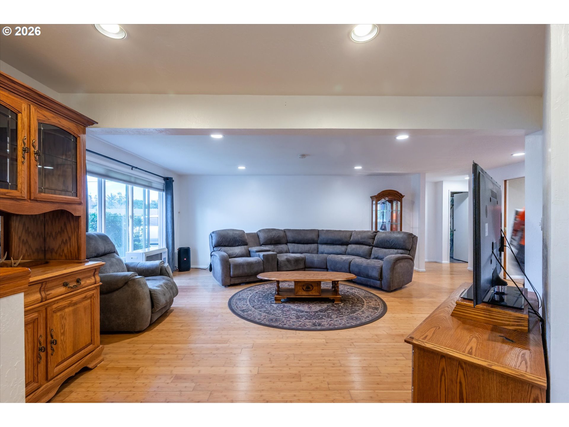 2370 Fir Street North Bend, OR 97459 - Photo 3 of 41