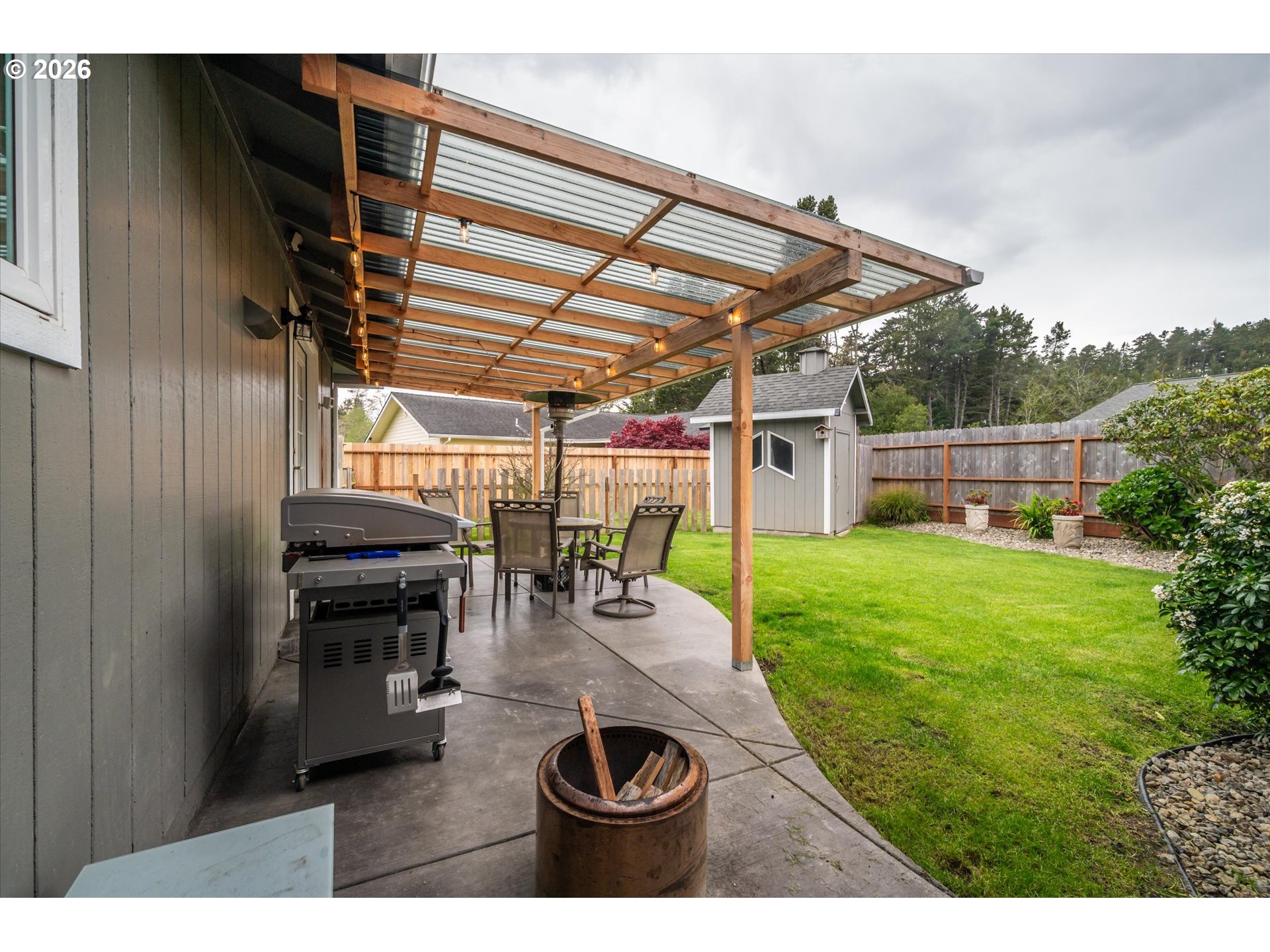 2370 Fir Street North Bend, OR 97459 - Photo 35 of 41
