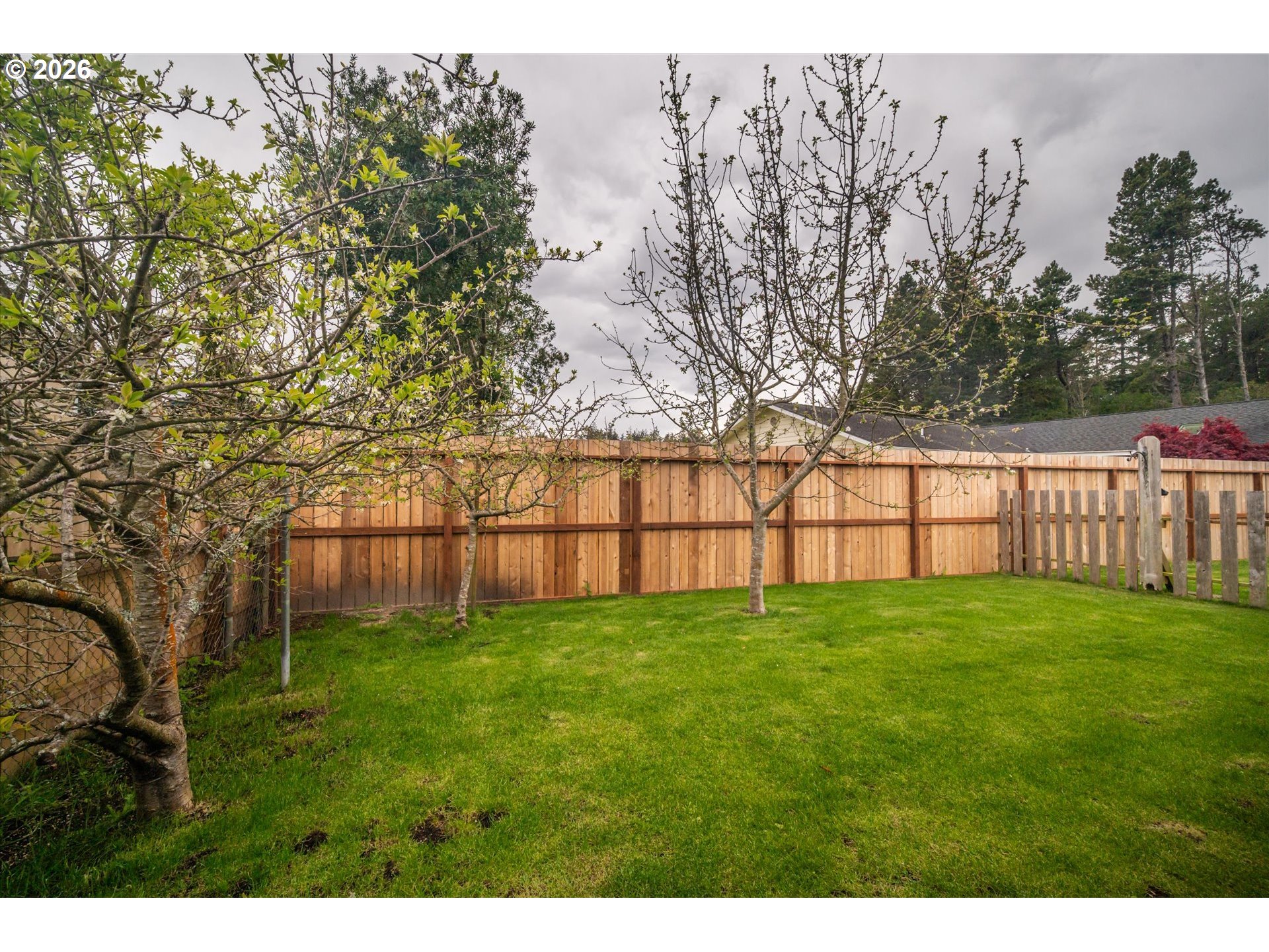 2370 Fir Street North Bend, OR 97459 - Photo 39 of 41