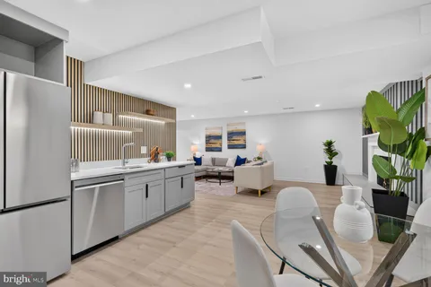$2,499,900 | 4178 39th Street North, Arlington, VA 22207