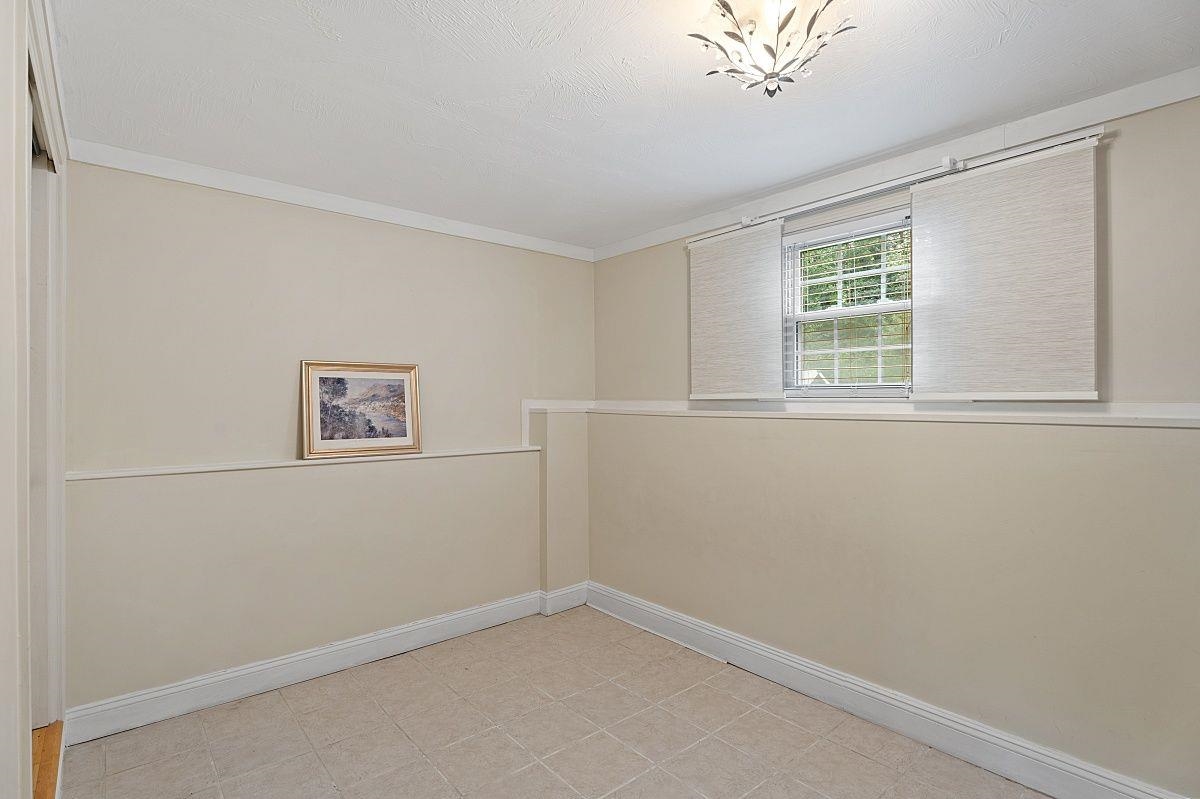 7 Vassar Drive Pelham, NH 03076 - Photo 20 of 38