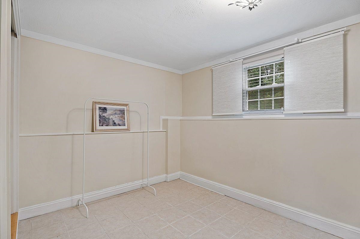 7 Vassar Drive Pelham, NH 03076 - Photo 29 of 38