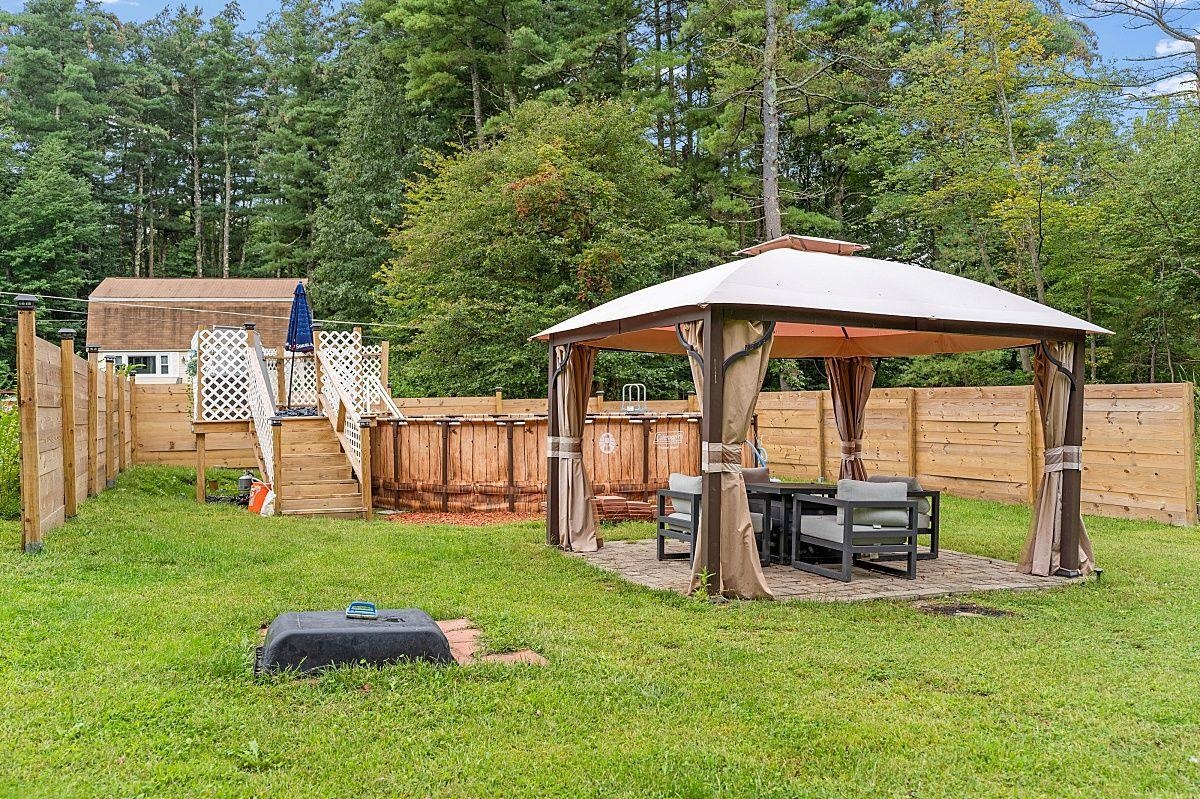 7 Vassar Drive Pelham, NH 03076 - Photo 36 of 38