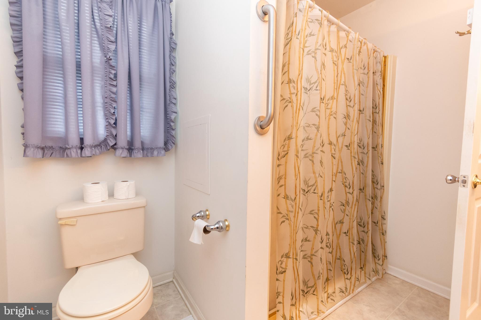 101 Duke Drive Bear, DE 19701 - Photo 17 of 33 Walk in Shower