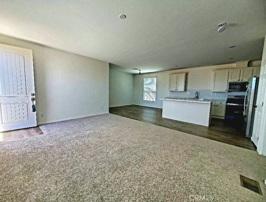 21621 Sandia Road, Unit 146 Apple Valley, CA 92308 - Photo 3 of 29