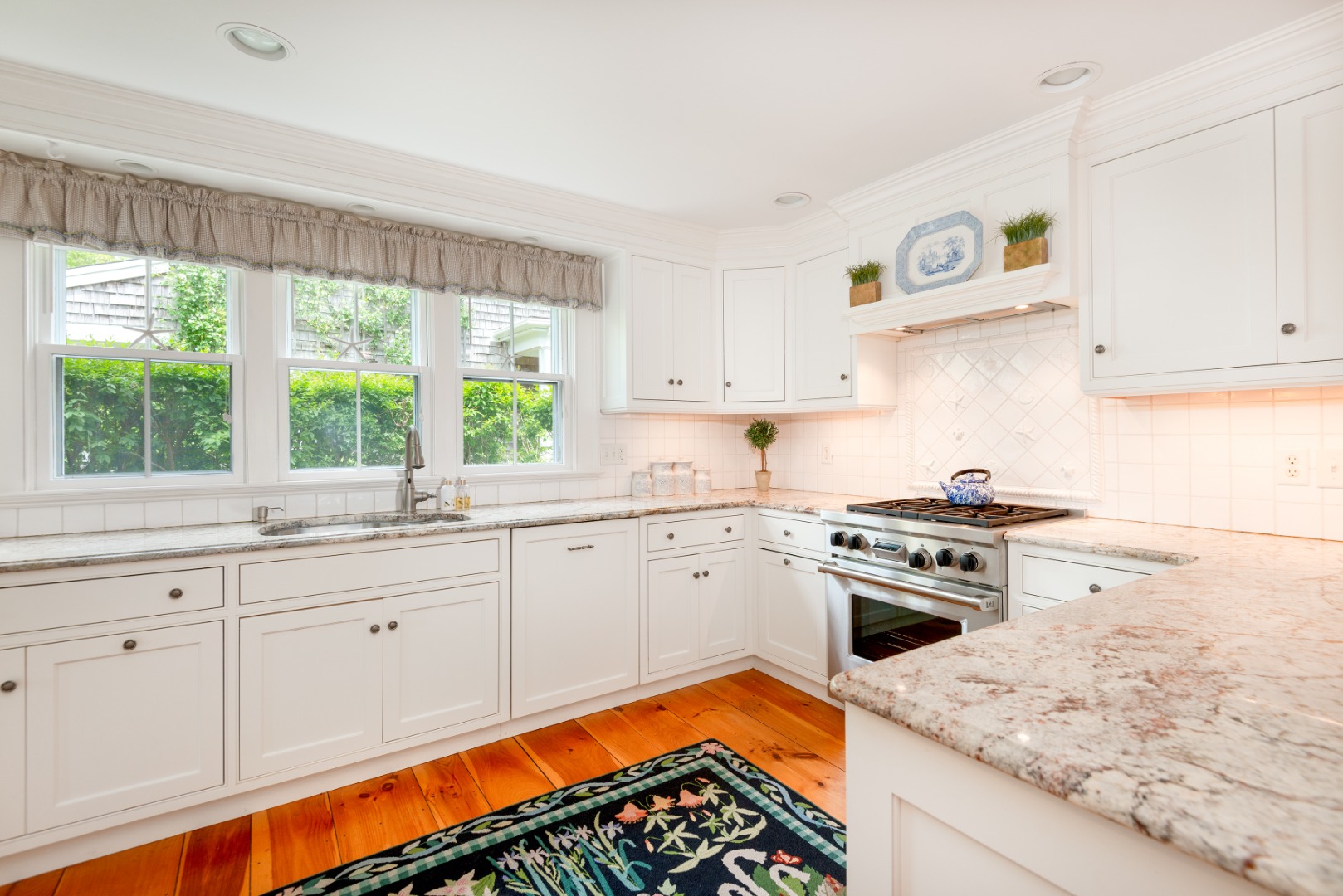 3 West Sankaty Road Nantucket, MA 02554 - Photo 9 of 42