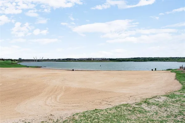 $3,200 | 3151 Winter Rose Way, Unit RR 06, Arlington, TX 76005