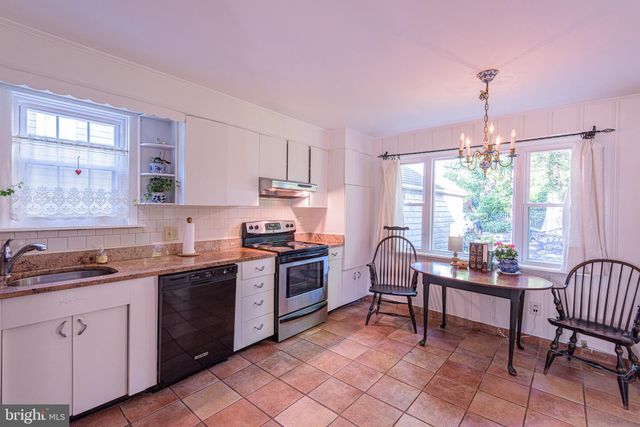 $530,000 | 101 North Tyrone Road, Baltimore, MD 21212