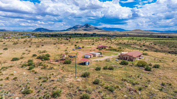 $819,000 | 22091 East Mountain Rain Trail, Elgin, AZ 85611