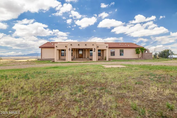$819,000 | 22091 East Mountain Rain Trail, Elgin, AZ 85611