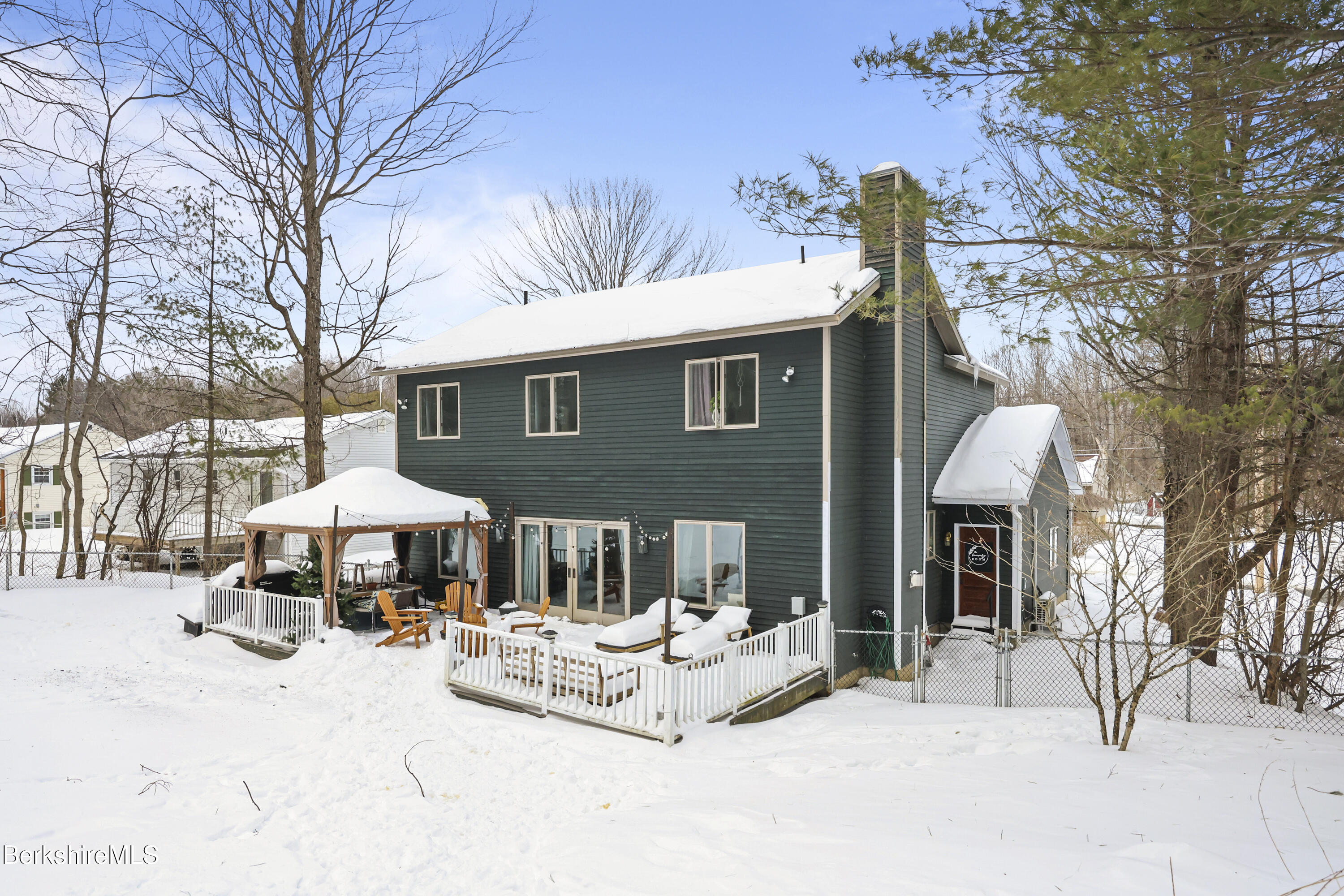 145 Velma Avenue Pittsfield, MA 01201 - Photo 19 of 20 240-Exterior-Back