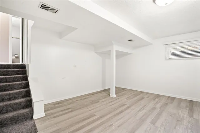 $329,000 | 363 Oaktree Court, Hoffman Estates, IL 60169