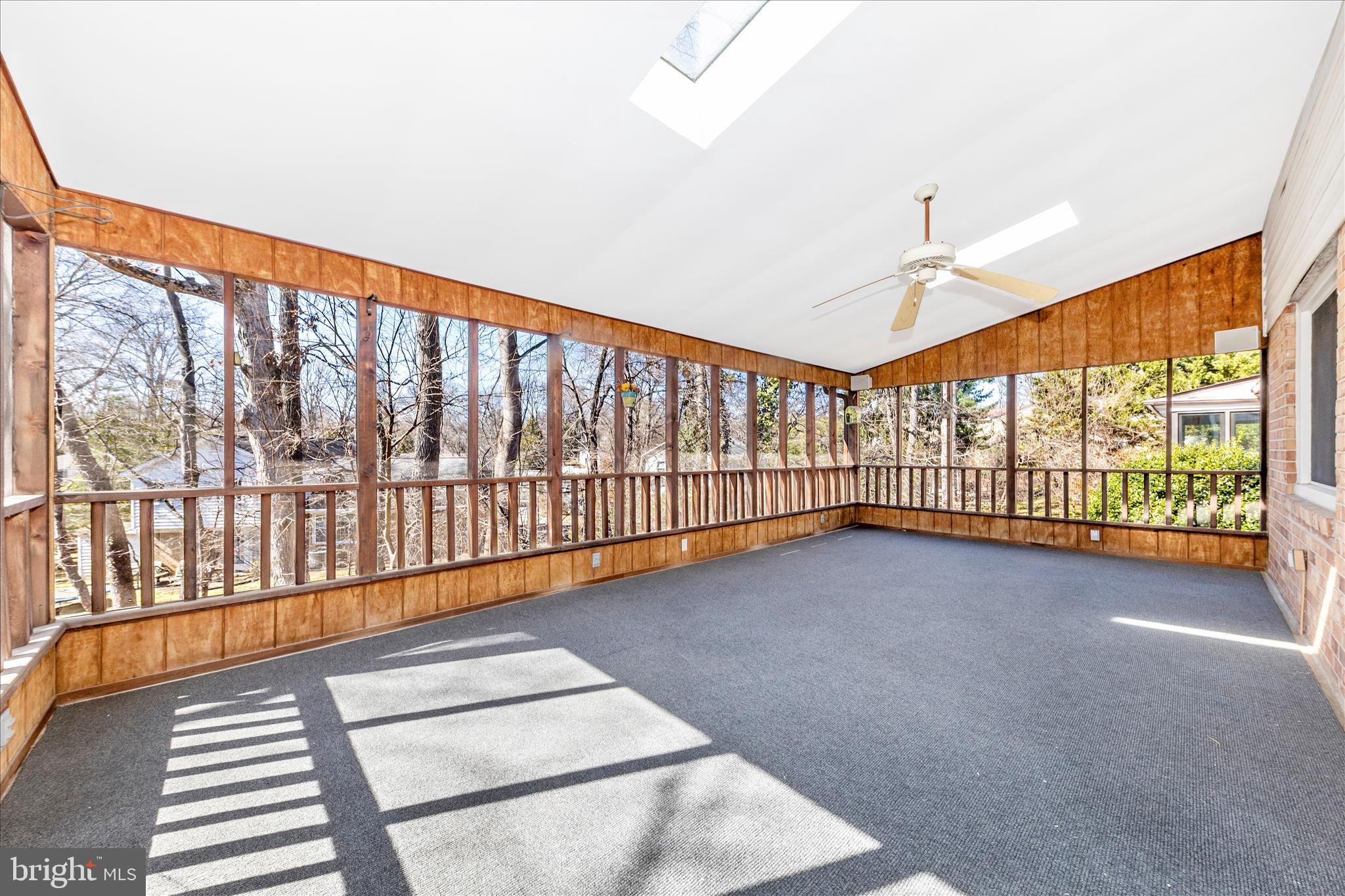 11806 Prestwick Road Potomac, MD 20854 - Photo 28 of 64 Sun Room
