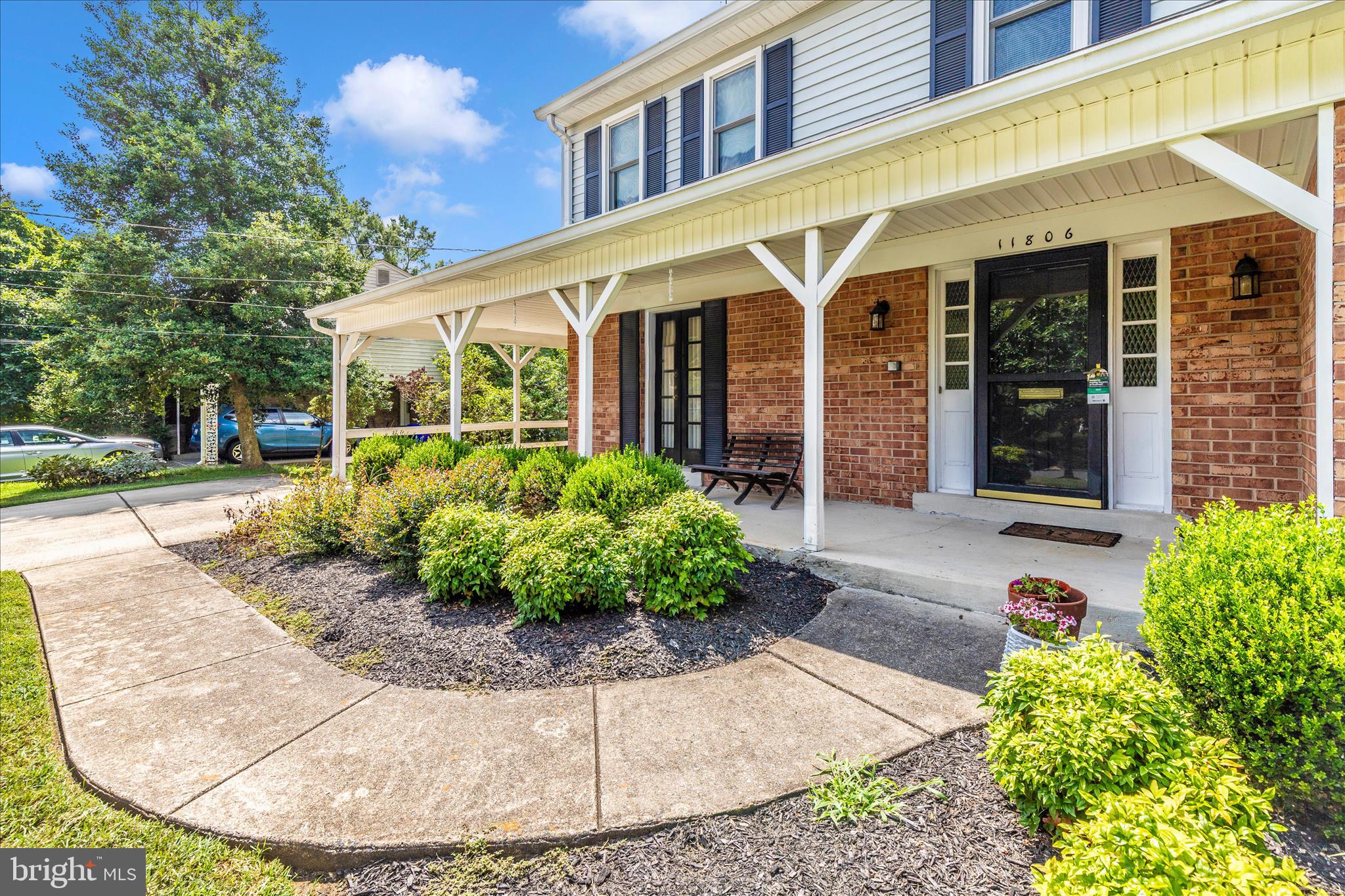 11806 Prestwick Road Potomac, MD 20854 - Photo 52 of 64 Exterior Front