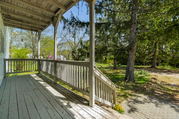 $2,500 | 671 Cornwall Avenue, Unit 1, Cheshire, CT 06410