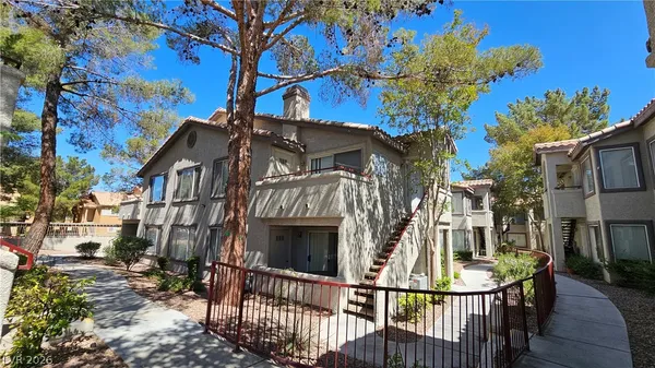 $1,550 | 4955 South Lindell Road, Unit 221, Las Vegas, NV 89118