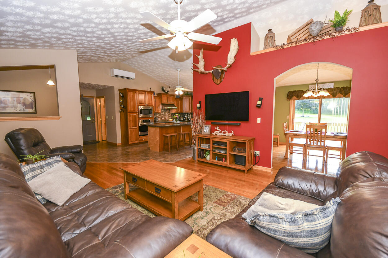 3274 Middle Road Sidney, ME 04330 - Photo 8 of 46 13